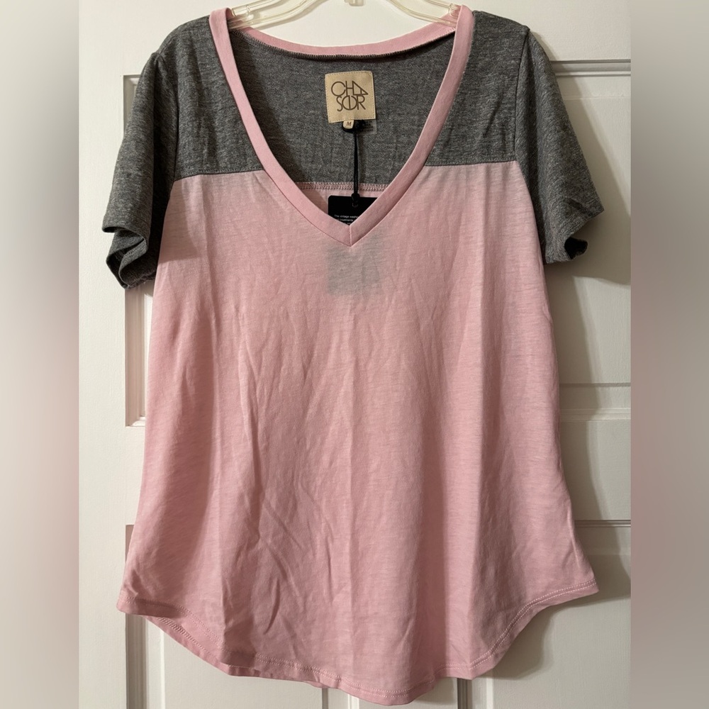 NWT ChaserWomen's Pink and Gray V-Neck Top, size M